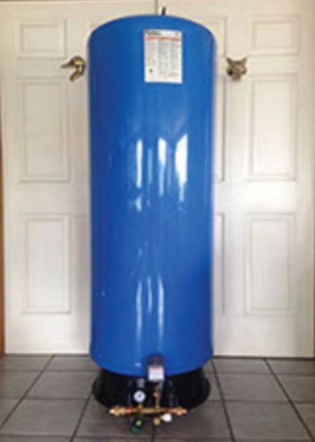 water worker 119 gal pressurized well tank ht 119b